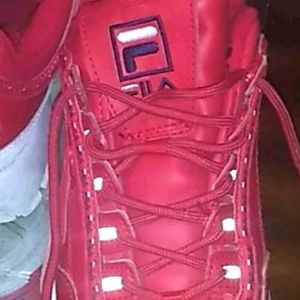 Red Fila's